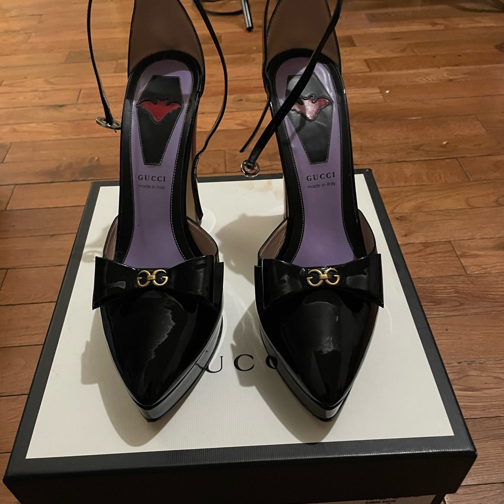 Gucci- Size 11.5- Black